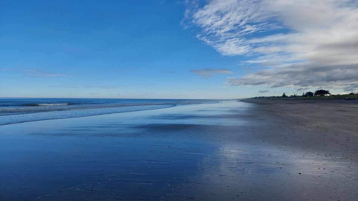 Te Horo Beach looking north